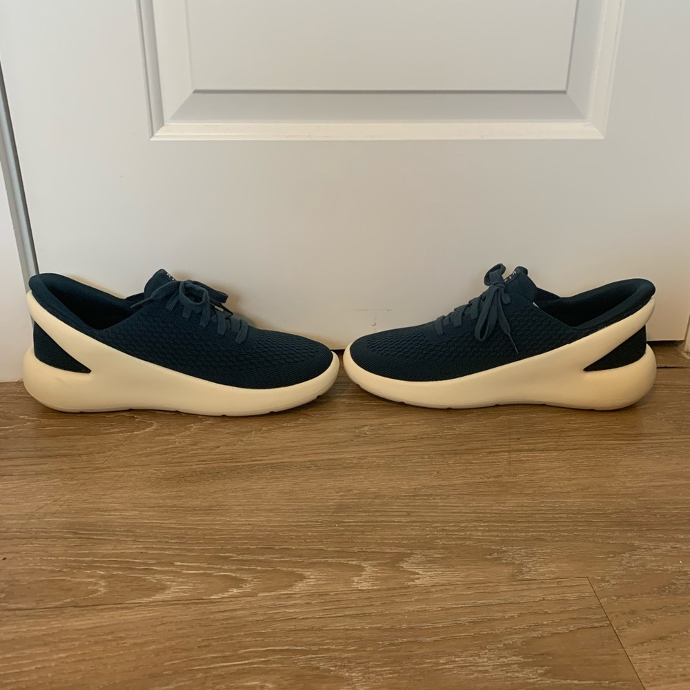 Kizik Roamer Slip On Tidepool Hand-Free Sneakers Size (M: 10.5 /W: 12)